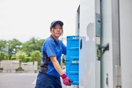 473925315